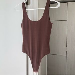 Aritzia Wilfred Free bodysuit